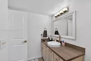 2851 NE 183rd St, Aventura, FL 33160 - Photo 16