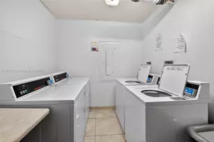 2851 NE 183rd St, Aventura, FL 33160 - Photo 44