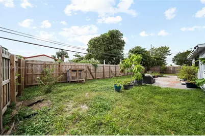 1889 NW 6th Ave, Pompano Beach, FL 33060 - Photo 24