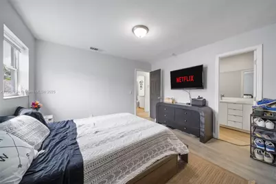 1889 NW 6th Ave, Pompano Beach, FL 33060 - Photo 16