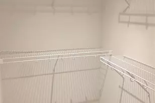 1600 NE 1, Miami, FL 33132 - Photo 14