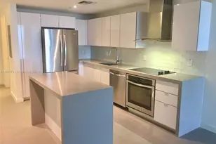 1600 NE 1, Miami, FL 33132 - Photo 2