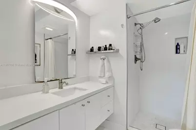 2931 E Sunrise Lakes Dr #109, Sunrise, FL 33322 - Photo 18