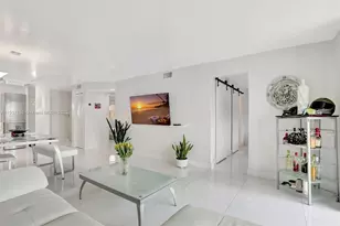 2931 E Sunrise Lakes Dr, Sunrise, FL 33322 - Photo 14