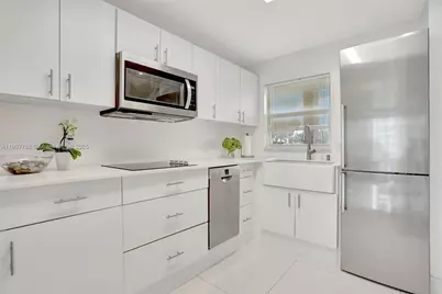 2931 E Sunrise Lakes Dr #109, Sunrise, FL 33322 - Photo 4