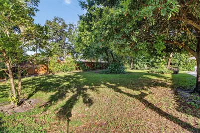 15010 Dunbarton Pl, Miami Lakes, FL 33016 - Photo 28