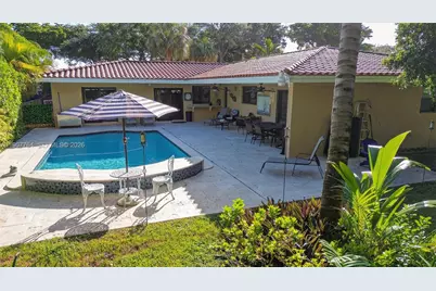 15010 Dunbarton Pl, Miami Lakes, FL 33016 - Photo 28