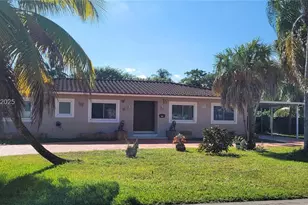 2622 Jackson St, Hollywood, FL 33020 - Photo 2