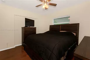 6903 NW 74th Pl, Tamarac, FL 33321 - Photo 18