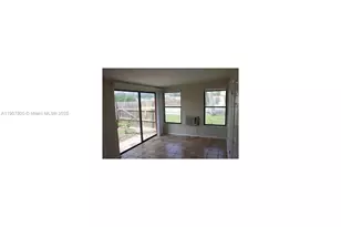 102 Miami Gardens Rd, West Park, FL 33023 - Photo 6