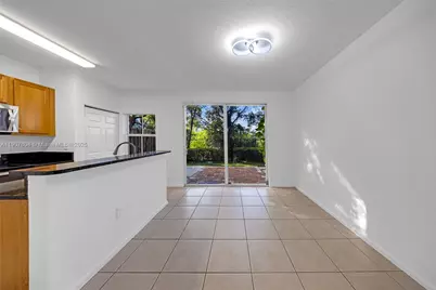 12040 SW 28th St #406-4, Miramar, FL 33025 - Photo 4