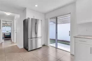 662 SE 27th Dr, Homestead, FL 33033 - Photo 18