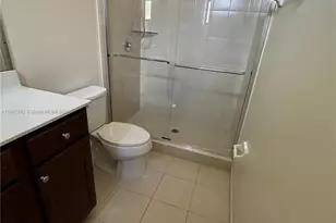 9336 W 33rd Ave, Hialeah, FL 33018 - Photo 8