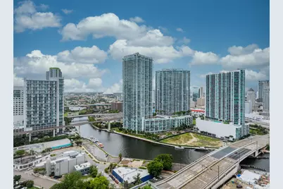 68 SE 6th St #2304, Miami, FL 33131 - Photo 18