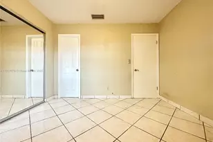 10554 NW 3rd St, Pembroke Pines, FL 33026 - Photo 42