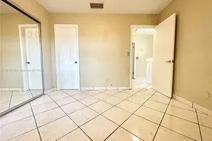 10554 NW 3rd St, Pembroke Pines, FL 33026 - Photo 28