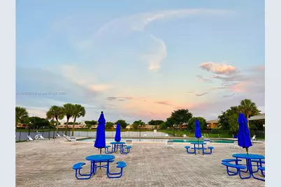 10554 NW 3rd St, Pembroke Pines, FL 33026 - Photo 58