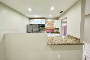 10554 NW 3rd St, Pembroke Pines, FL 33026 - Photo 12