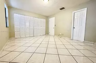 10554 NW 3rd St, Pembroke Pines, FL 33026 - Photo 38