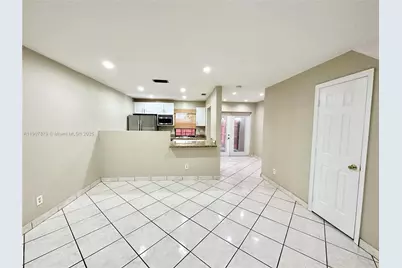 10554 NW 3rd St, Pembroke Pines, FL 33026 - Photo 20