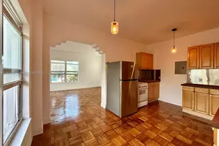 4035 N Meridian Ave, Miami Beach, FL 33140 - Photo 12