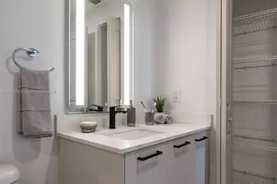 221 SW 12th St, Miami, FL 33130 - Photo 14