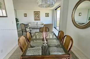 20301 W Country Club Dr, Aventura, FL 33180 - Photo 6