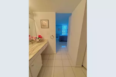20301 W Country Club Dr #1421, Aventura, FL 33180 - Photo 16