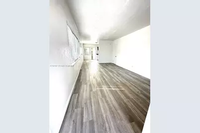 821 W 39th St #1, Miami Beach, FL 33140 - Photo 2