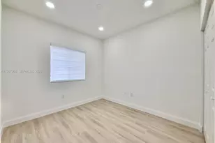 4412 Woodland Cir, Tamarac, FL 33319 - Photo 16