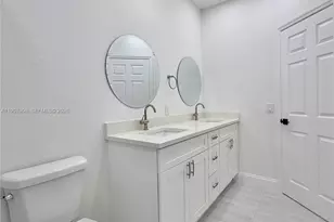 4412 Woodland Cir, Tamarac, FL 33319 - Photo 12