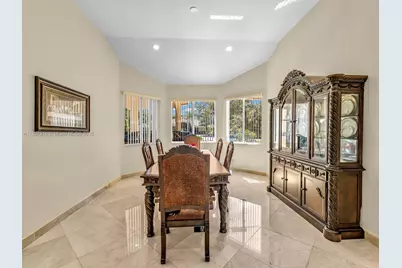 2710 Walkers Way, Weston, FL 33331 - Photo 24
