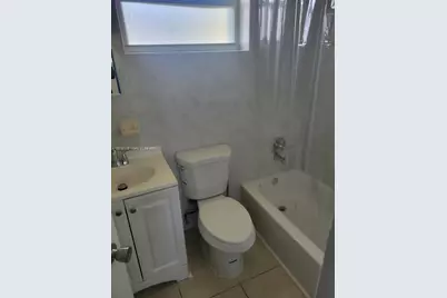 751 NW 96th St, Miami, FL 33150 - Photo 12