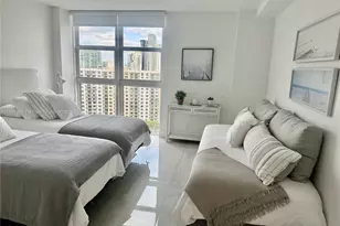 100 Bayview Dr, Sunny Isles Beach, FL 33160 - Photo 28