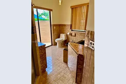 8431 SW 28th St, Miami, FL 33155 - Photo 14