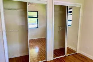 8431 SW 28th St, Miami, FL 33155 - Photo 12
