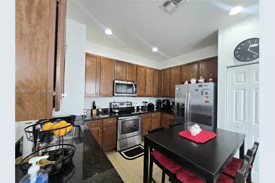 11938 SW 26th Ct, Miramar, FL 33025 - Photo 10