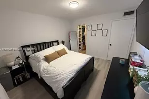 8607 SW 68th Ct, Pinecrest, FL 33156 - Photo 6