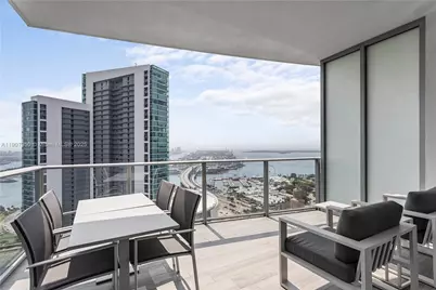 851 NE 1st Ave #3907, Miami, FL 33132 - Photo 1