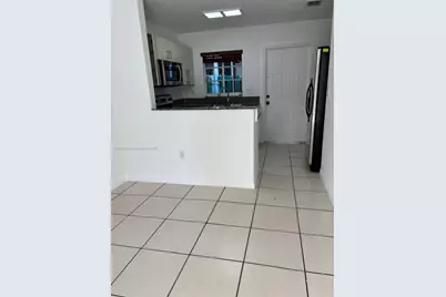 2860 W 80th St #102-7, Hialeah, FL 33018 - Photo 16