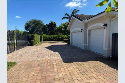 12800 SW 222nd St, Miami, FL 33170 - Photo 2