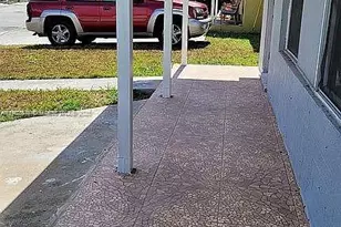 935 W 5th St, Riviera Beach, FL 33404 - Photo 2