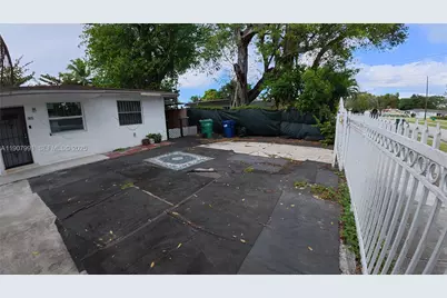 15812 NW 39th Ct #15812, Miami Gardens, FL 33054 - Photo 2