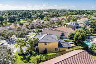 1280 Majesty Terrace, Weston, FL 33327 - Photo 52