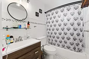 3911 SW 32 Ave, West Park, FL 33023 - Photo 12