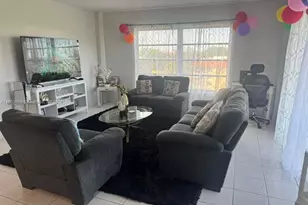 4164 Inverrary Dr, Lauderhill, FL 33319 - Photo 8