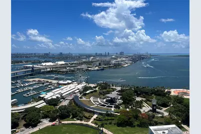 253 NE 2nd St #3507, Miami, FL 33132 - Photo 2