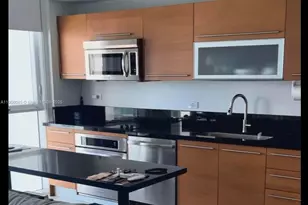 253 NE 2nd St, Miami, FL 33132 - Photo 6