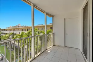 1680 NE 191st St, Miami, FL 33179 - Photo 16