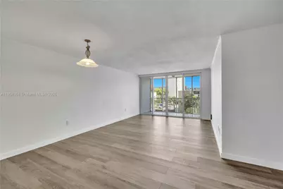 1680 NE 191st St #415, Miami, FL 33179 - Photo 12